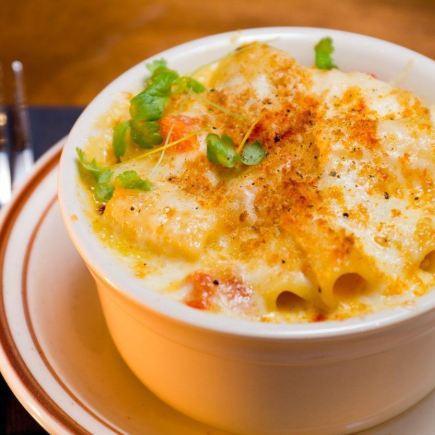 Le Mtl Resto + Bar - Restaurant Cuisine Pub Food Le Plateau-Mont-Royal, Montréal