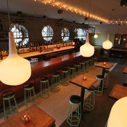 Le Mtl Resto + Bar - Restaurant Cuisine Pub Food Le Plateau-Mont-Royal, Montréal