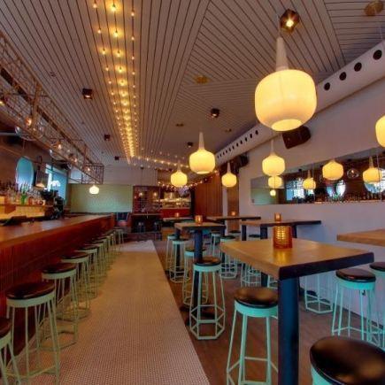 Le Mtl Resto + Bar - Restaurant Cuisine Pub Food Le Plateau-Mont-Royal, Montréal